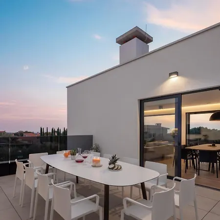 Villa Old Olive Iii *