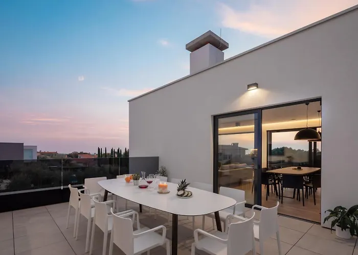 Villa Old Olive Iii *